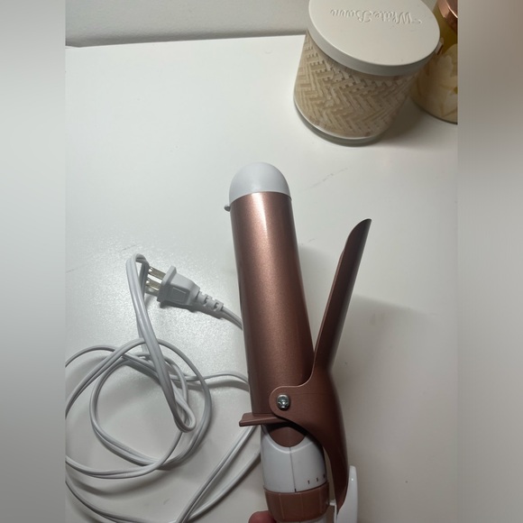 Curling Iron for Long hair (CONAIR) - Picture 3 of 6